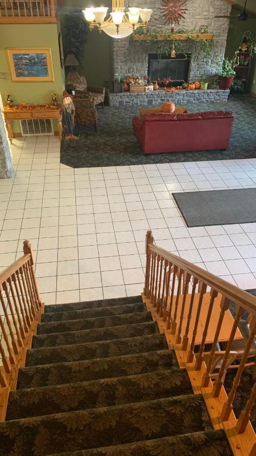Regency Inn And Suites Stilwell 외부 사진