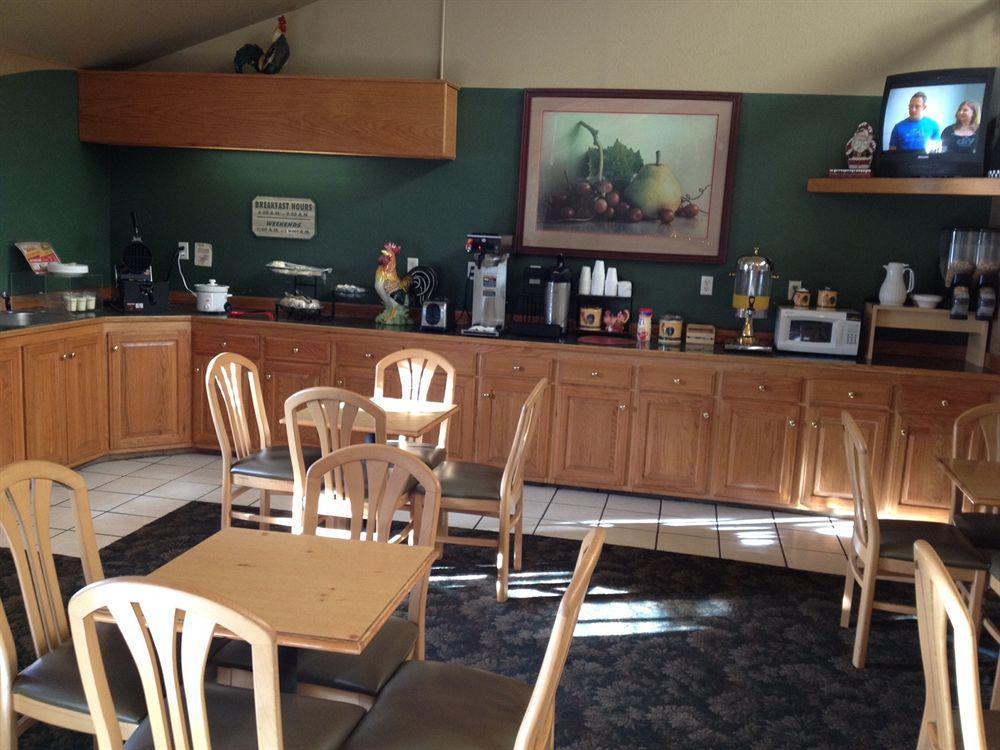 Regency Inn And Suites Stilwell 외부 사진