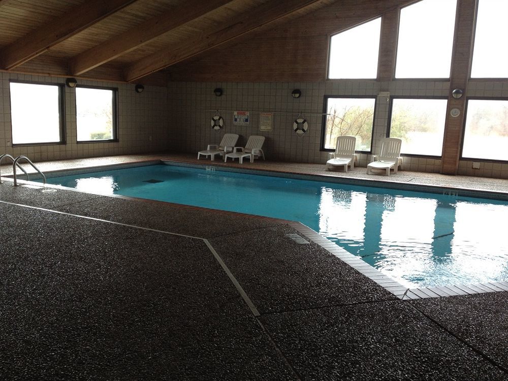 Regency Inn And Suites Stilwell 외부 사진